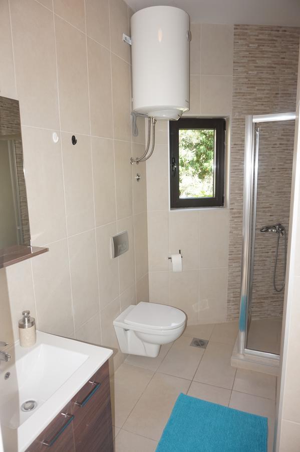 Apartments Minja Nerin Petrovac Exterior photo