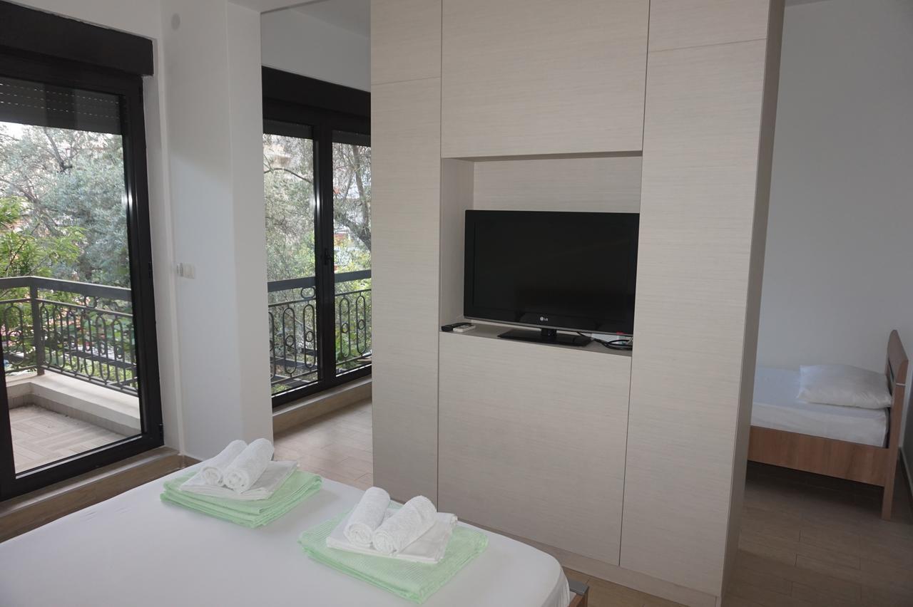 Apartments Minja Nerin Petrovac Exterior photo